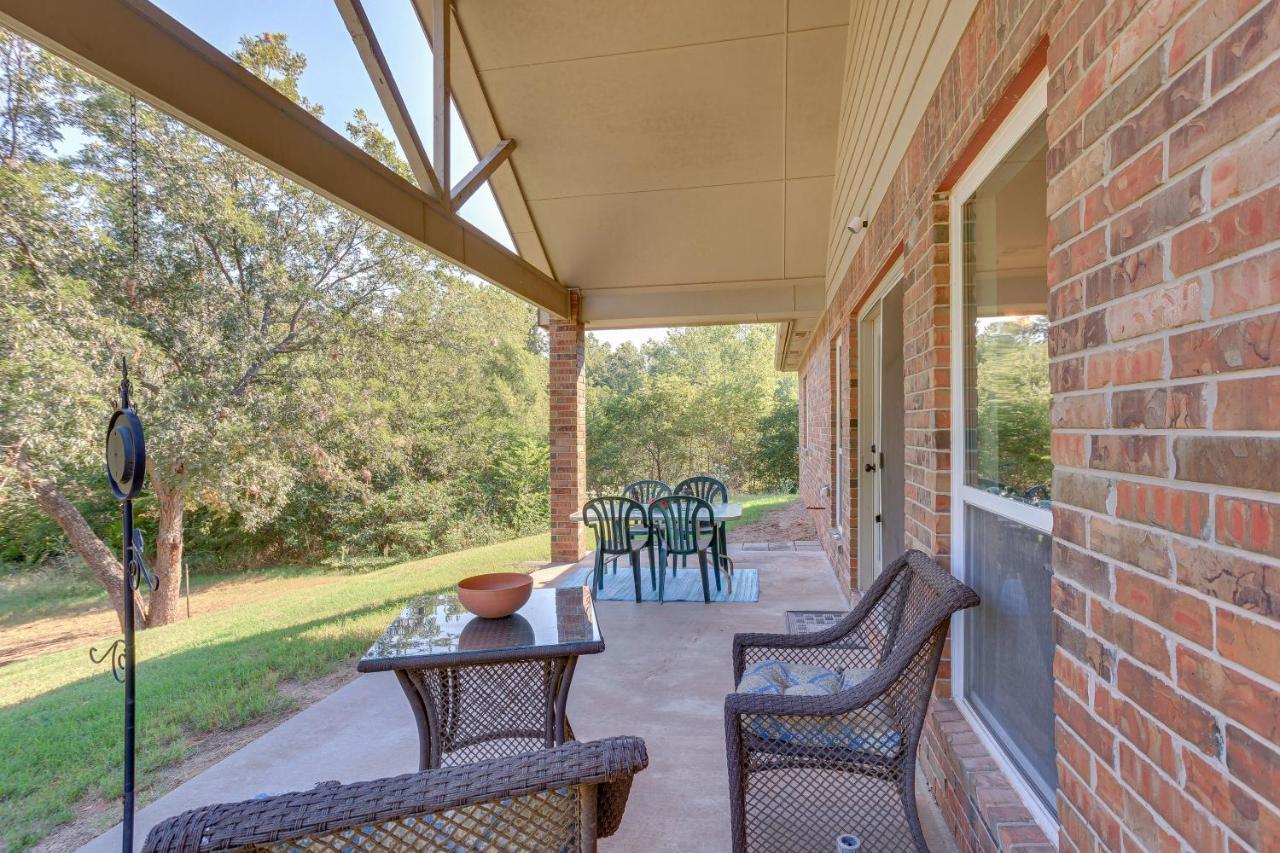Quaint Noble Home 6 Mi To University Of Oklahoma! ノーマン エクステリア 写真