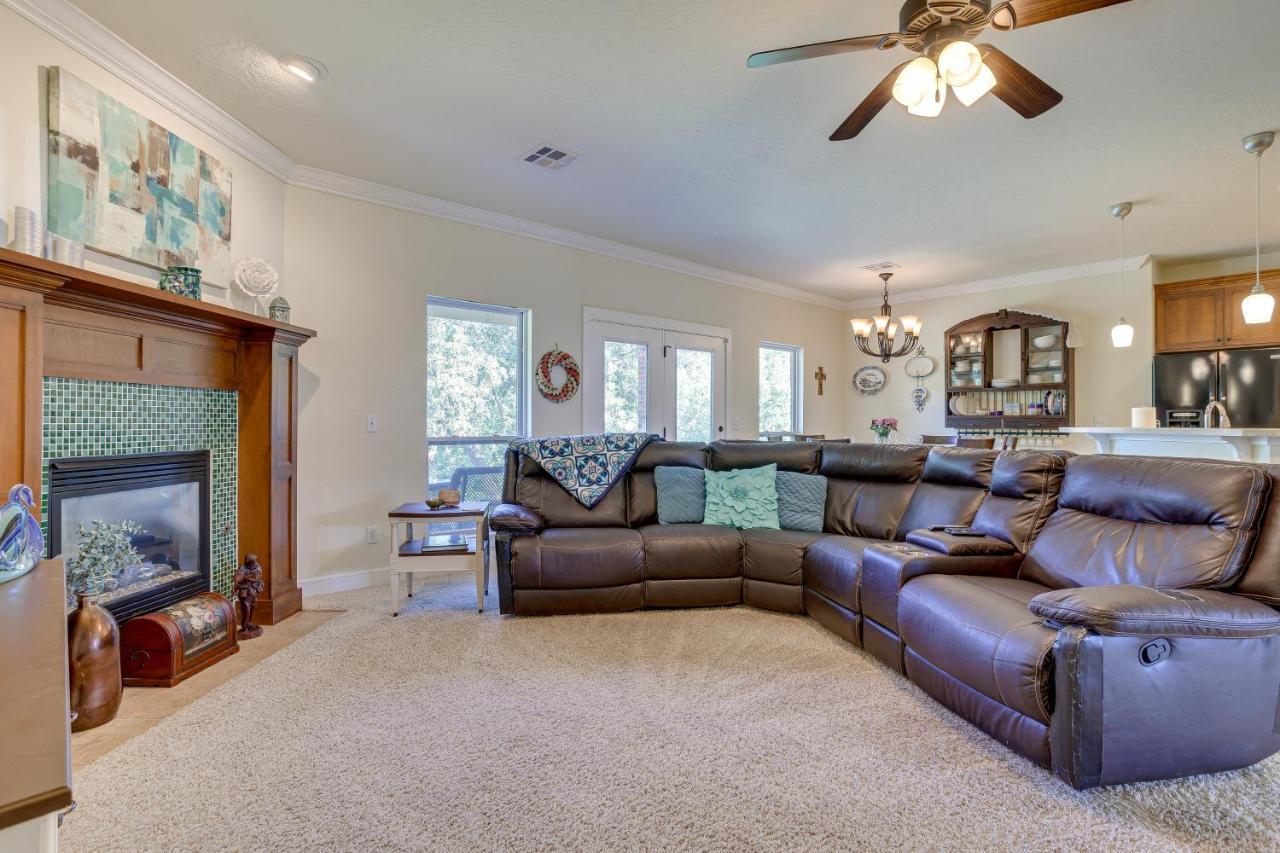 Quaint Noble Home 6 Mi To University Of Oklahoma! ノーマン エクステリア 写真